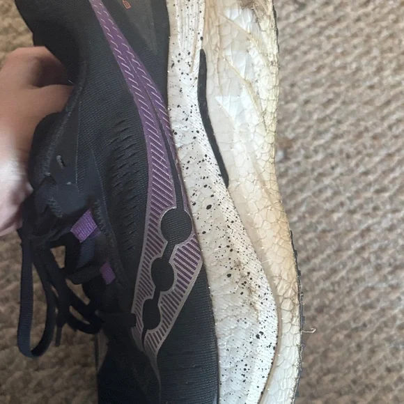 Saucony Endorphin Speed 4 Black and Purple Running Shoes - Picture 3 of 6